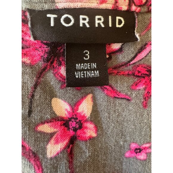 Torrid Plus Size 3X Floral Sleeveless Blouse Gray Pink - Picture 2 of 16